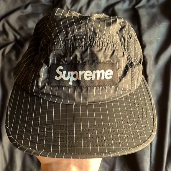 *SOLD* Supreme pull chord hat - Picture 1 of 3
